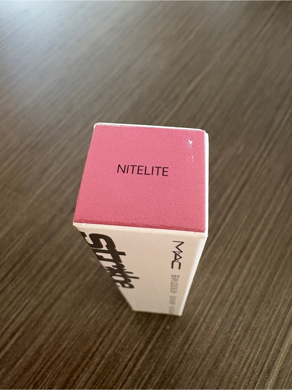 MAC Cosmetics
 Strobe Beam Liquid Blush Nitelite rose - Picture 5 of 6